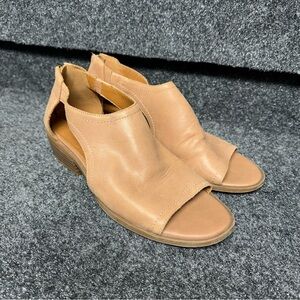 Lucky Brand tan light brown genuine leather peep toe heeled sandals wedding boho